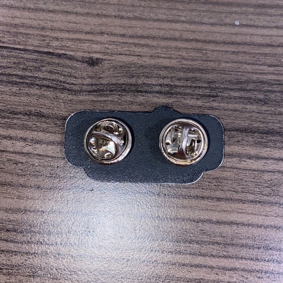 Vintage Harley Davidson HOG Sturgis 2011 collectible jacket/vest/hat pin. - Picture 2 of 4